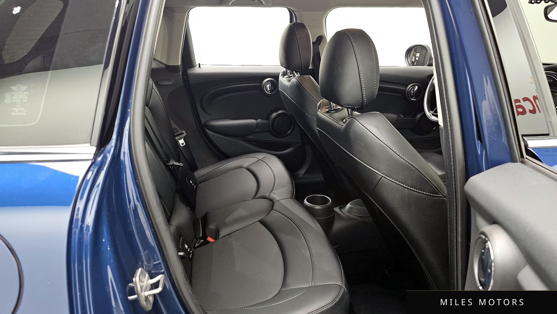 MINI Cooper 2018 — миниатюра 12