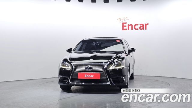 Лексус LS460 2015 — миниатюра 3