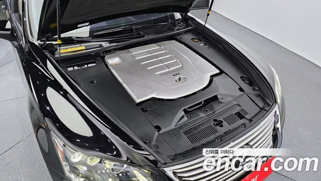 Лексус LS460 2015 — миниатюра 6
