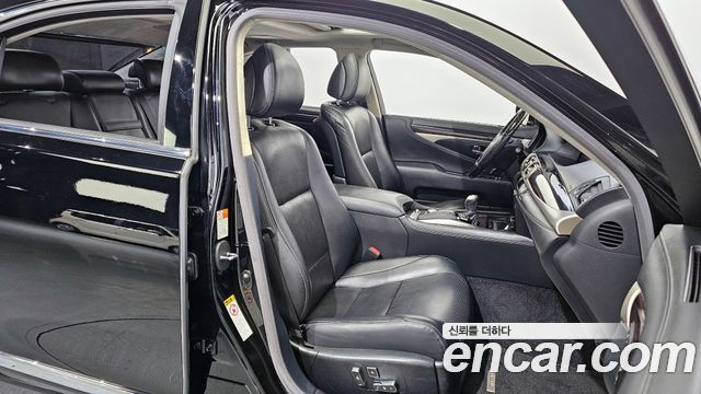 Лексус LS460 2015 — миниатюра 12