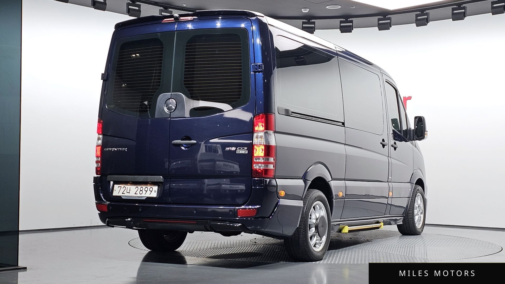Mercedes-Benz Sprinter 2017 — миниатюра 2