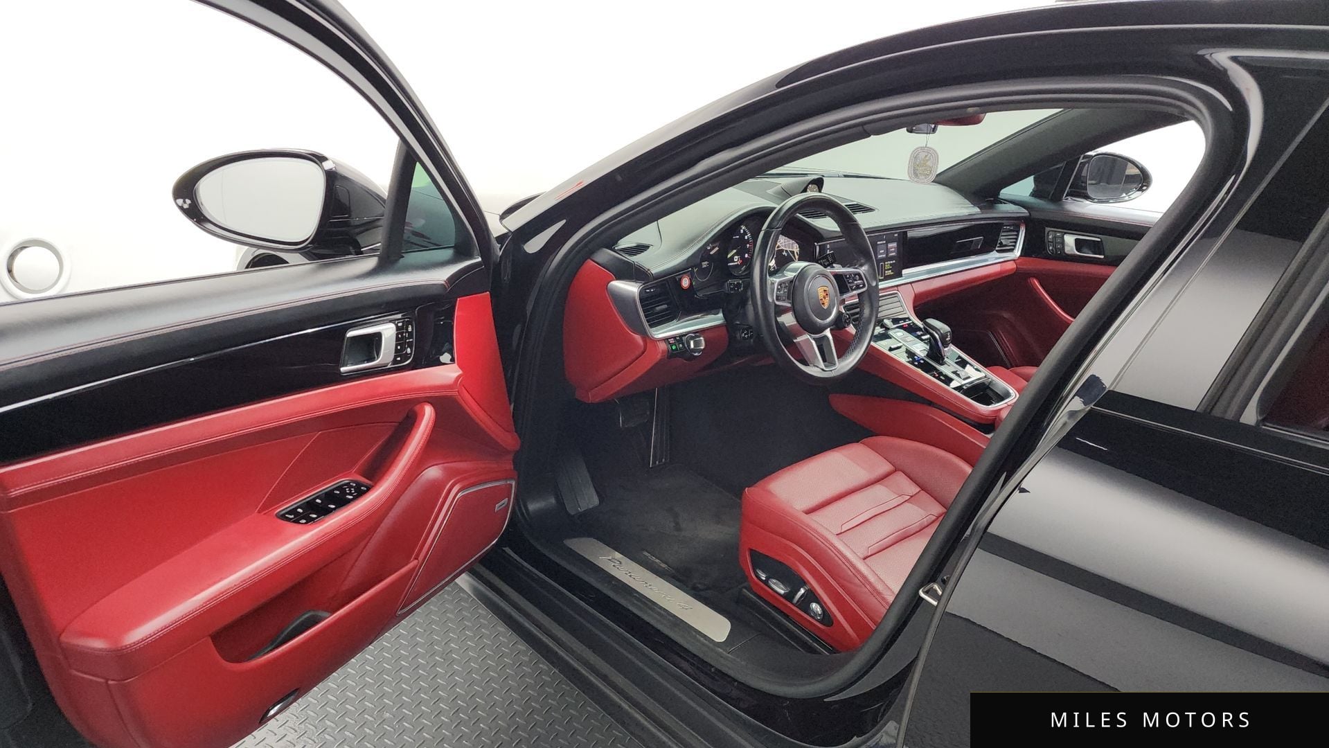 Porsche 파나메라 (971) 2019 — миниатюра 10