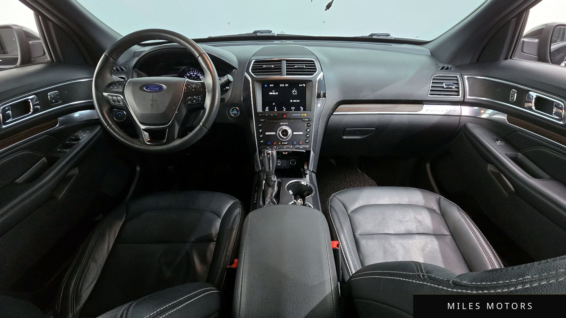 Ford Explorer 2019 — миниатюра 7