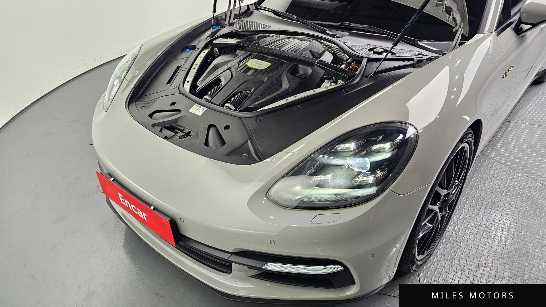 Porsche Panamera 2020 — миниатюра 6