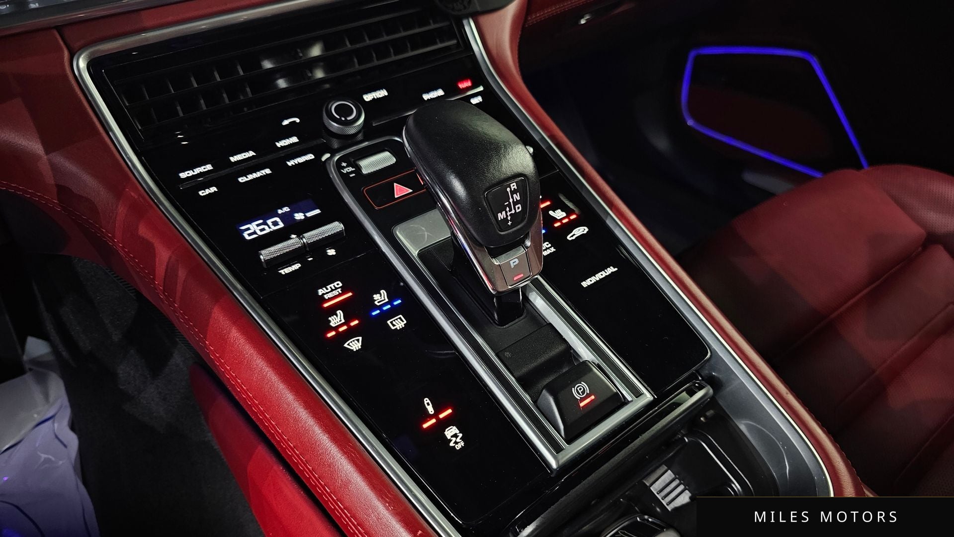 Porsche Panamera 2020 — миниатюра 9
