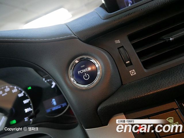 Лексус CT200h 2015 — миниатюра 19
