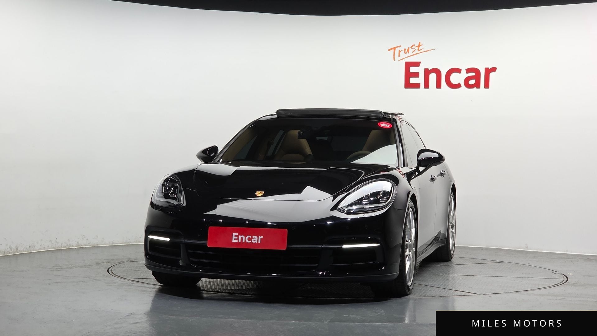 Porsche Panamera 2018 — миниатюра 3