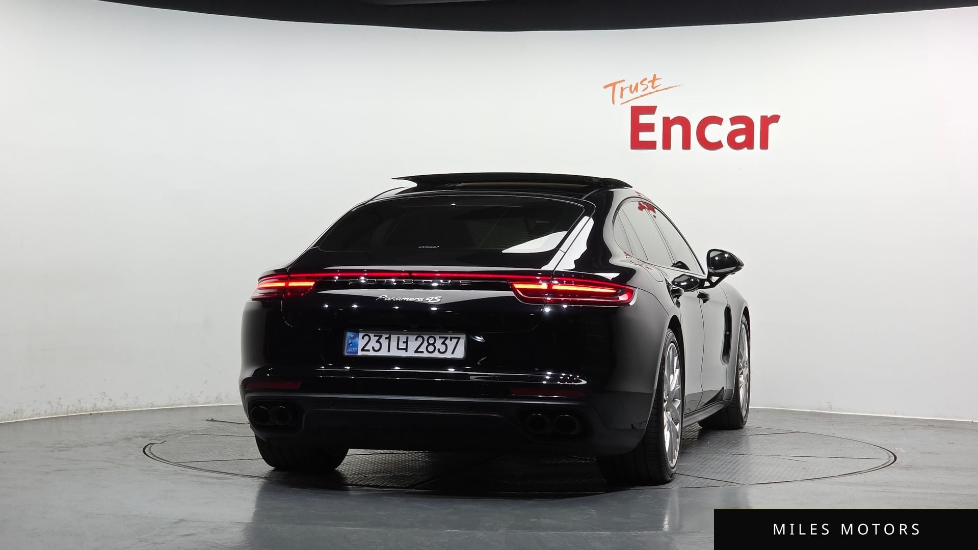 Porsche Panamera 2018 — миниатюра 4