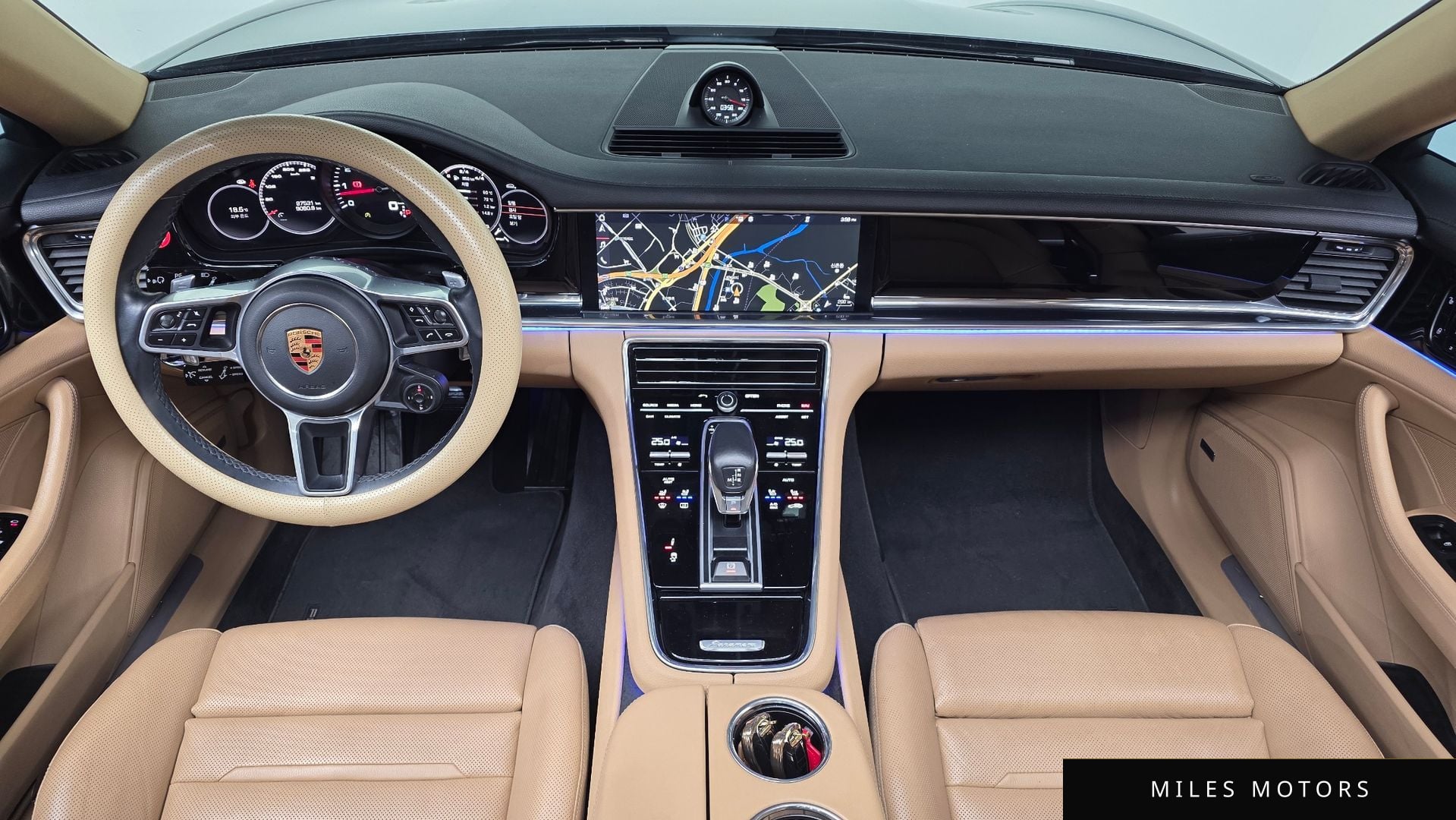 Porsche Panamera 2018 — миниатюра 7