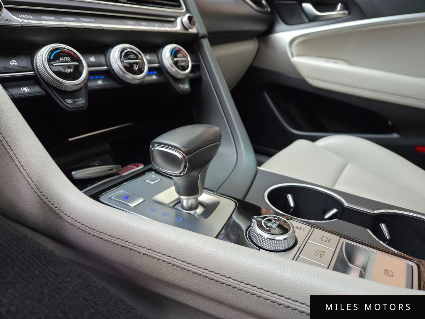 Genesis G70 2019 — миниатюра 12