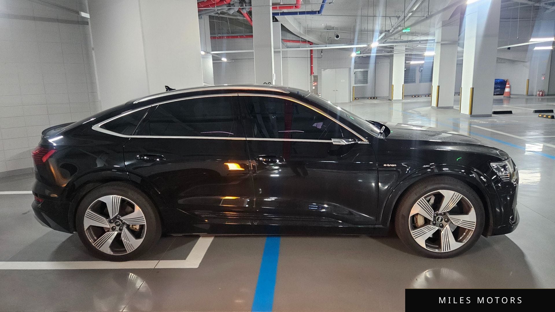 Audi e-tron 2022 — миниатюра 6
