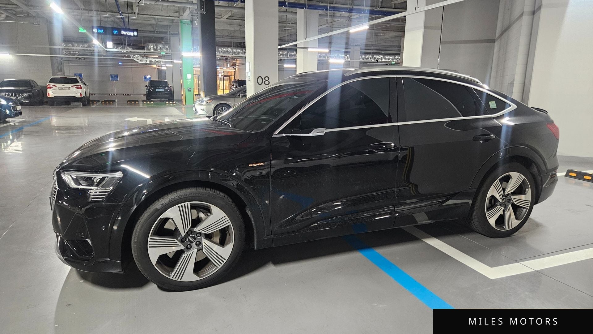 Audi e-tron 2022 — миниатюра 7