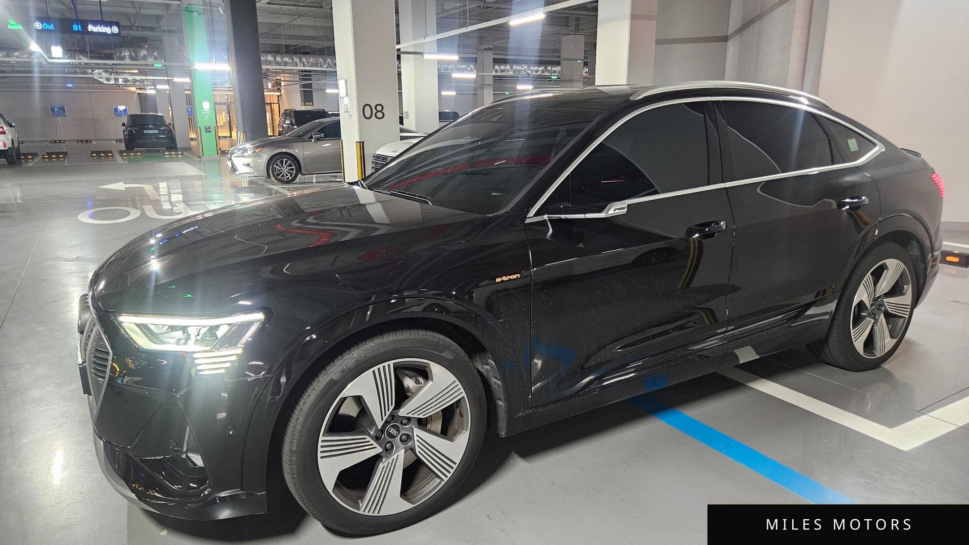 Audi e-tron 2022 — миниатюра 14