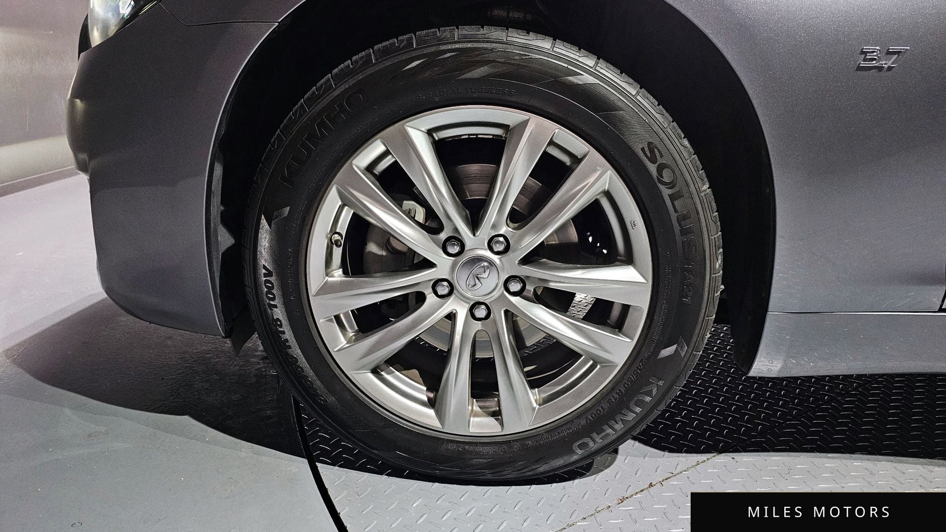 Infiniti Q70 2017 — миниатюра 5