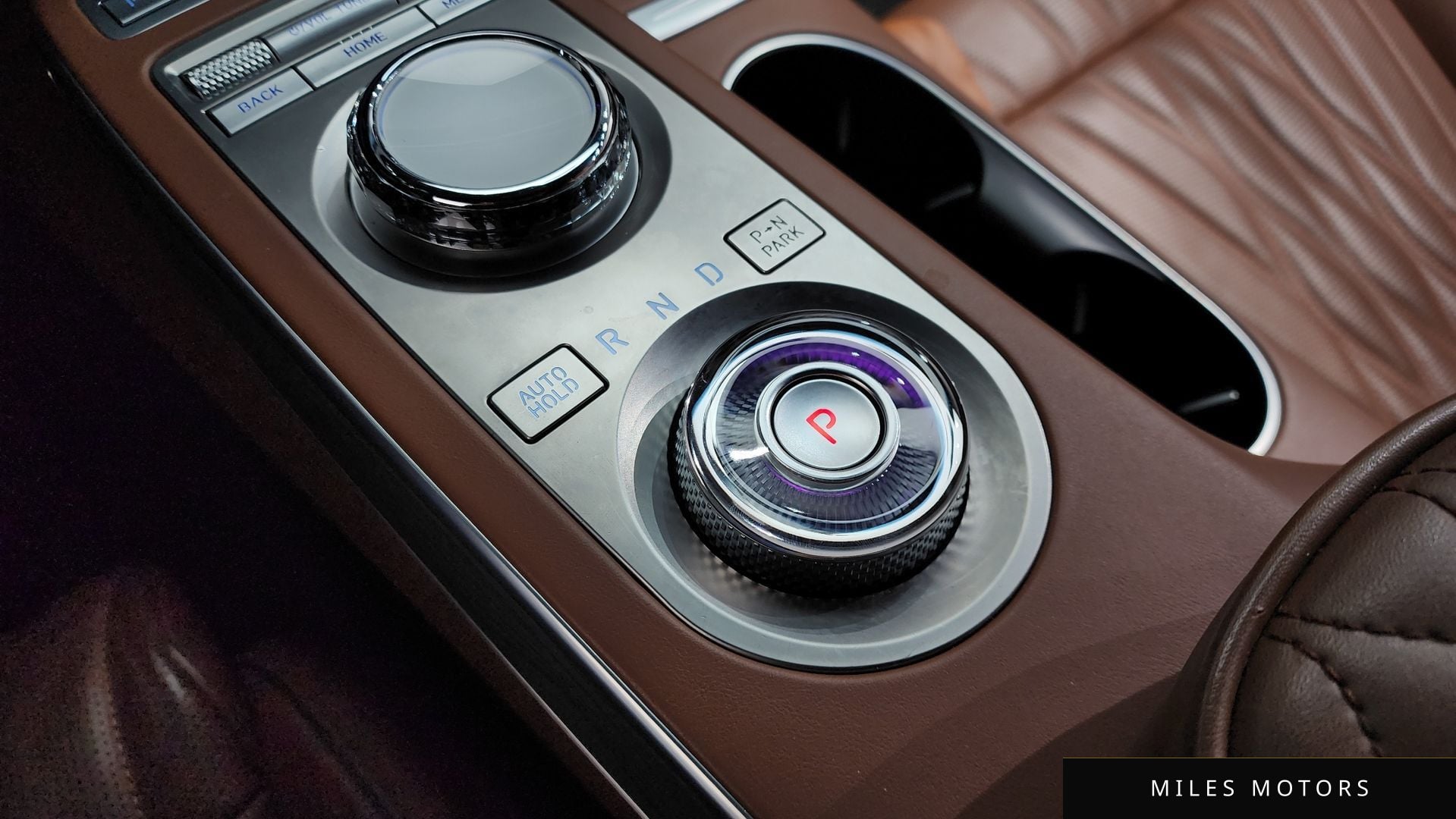 Genesis GV70 2021 — миниатюра 9