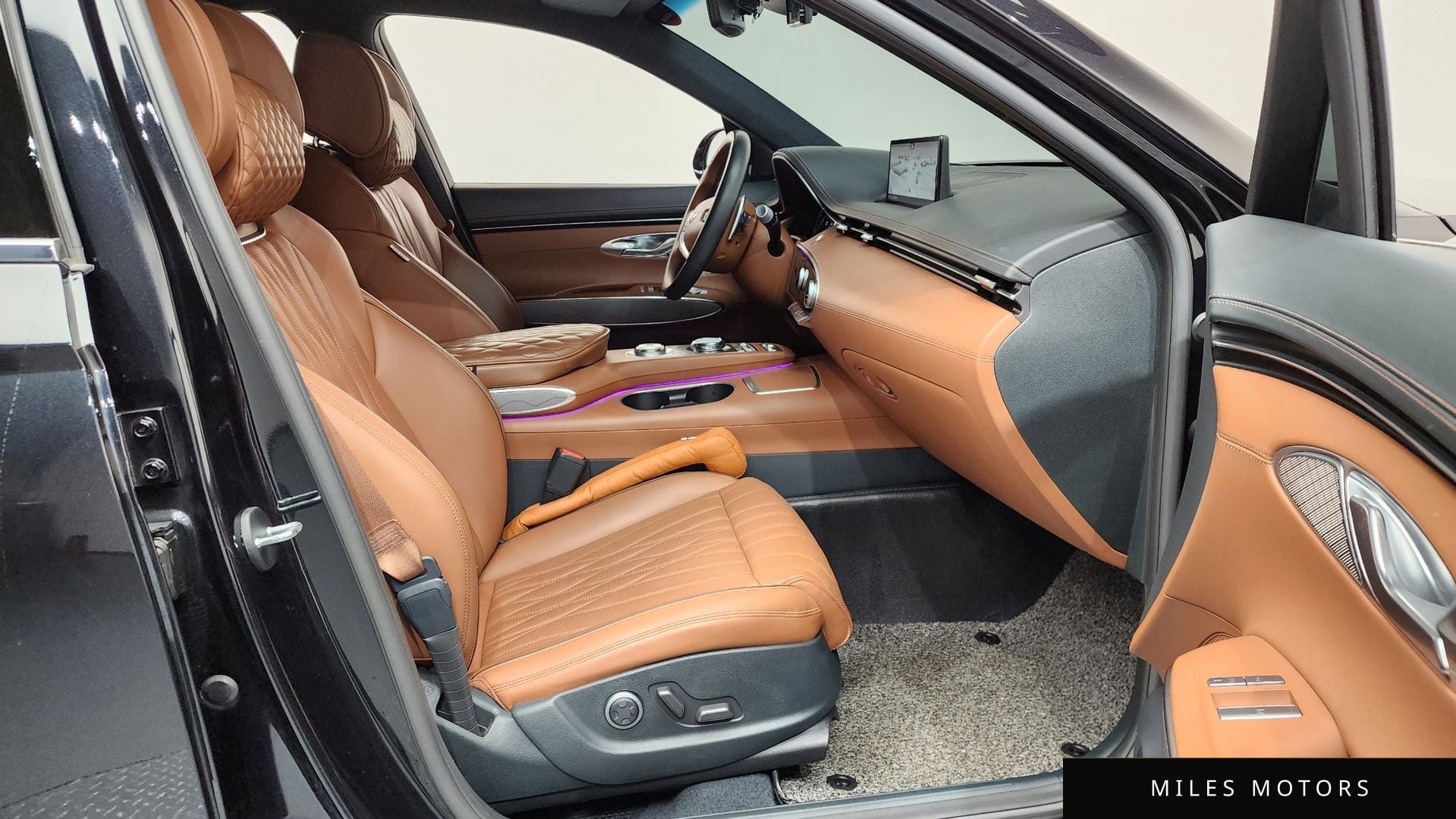 Genesis GV70 2021 — миниатюра 11