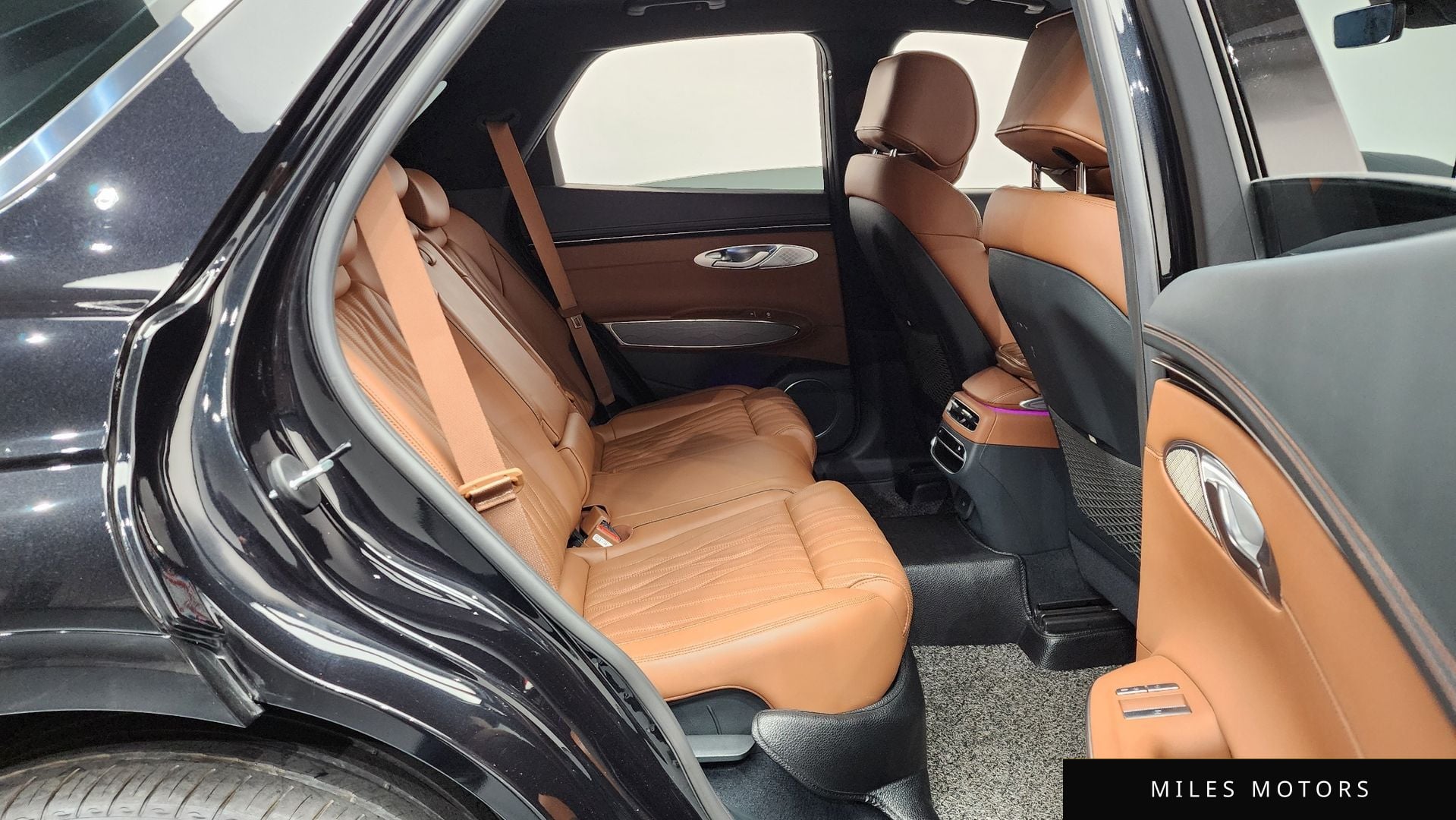Genesis GV70 2021 — миниатюра 12