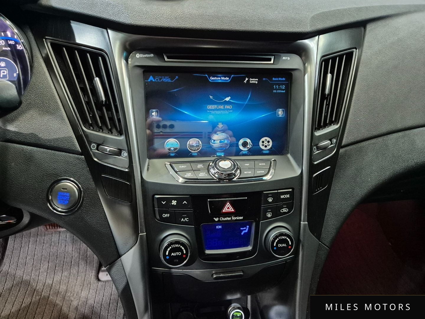 Hyundai Sonata 2013 — миниатюра 9