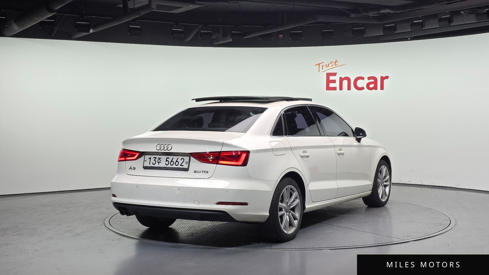 Audi A3 2014 — миниатюра 2