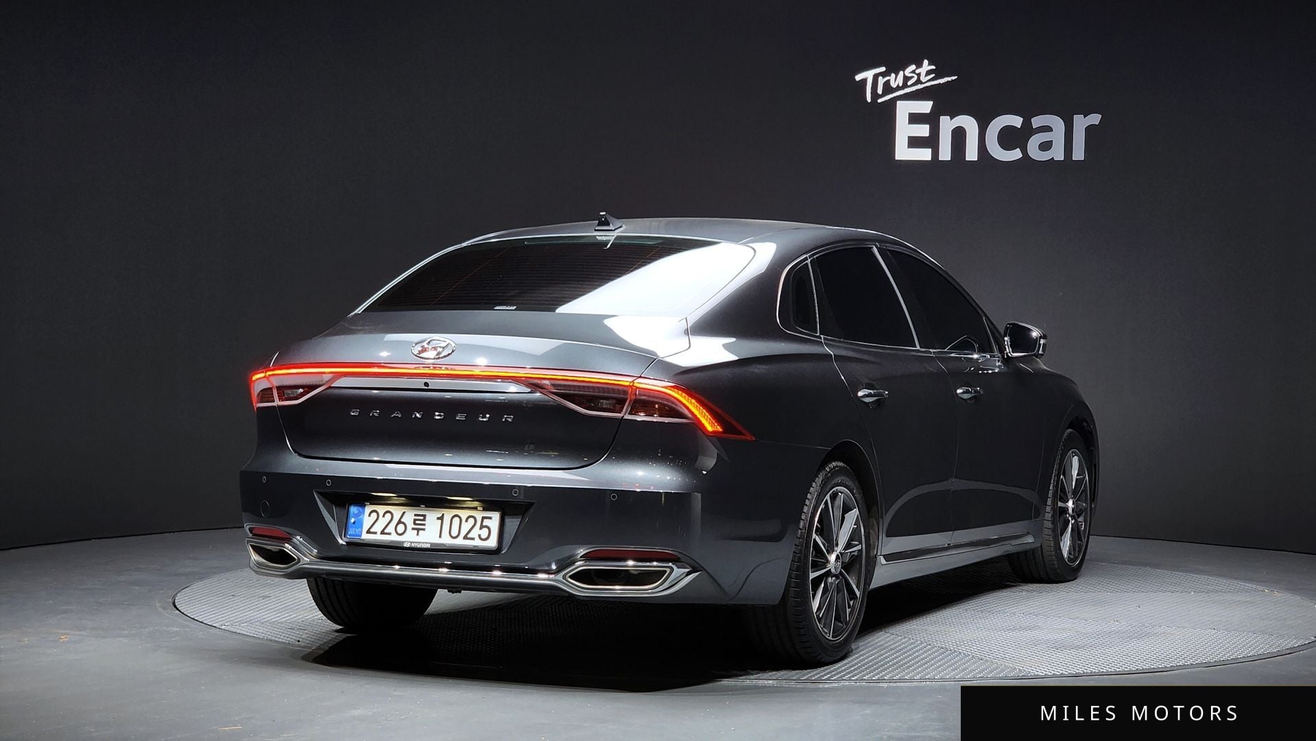 Hyundai Grandeur 2022 — миниатюра 2