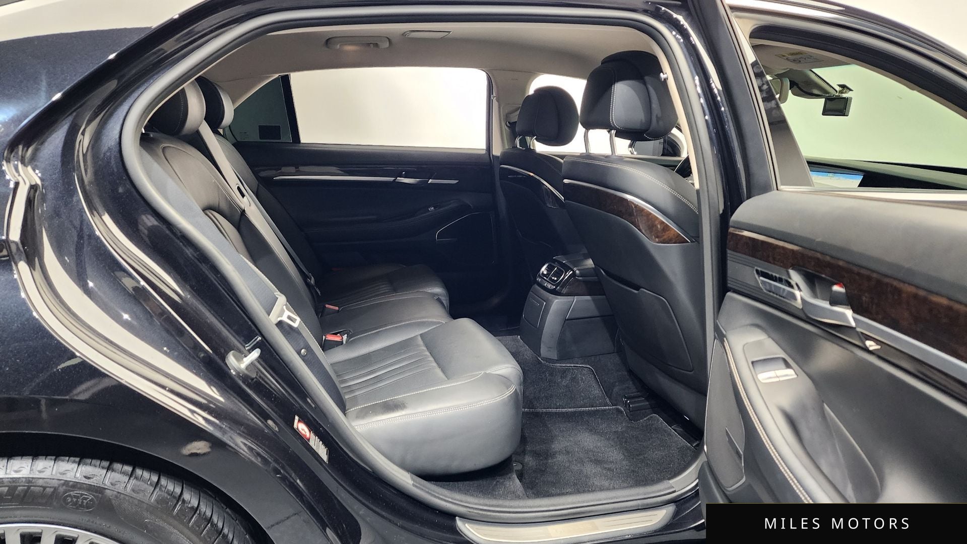 Genesis G90 2020 — миниатюра 12