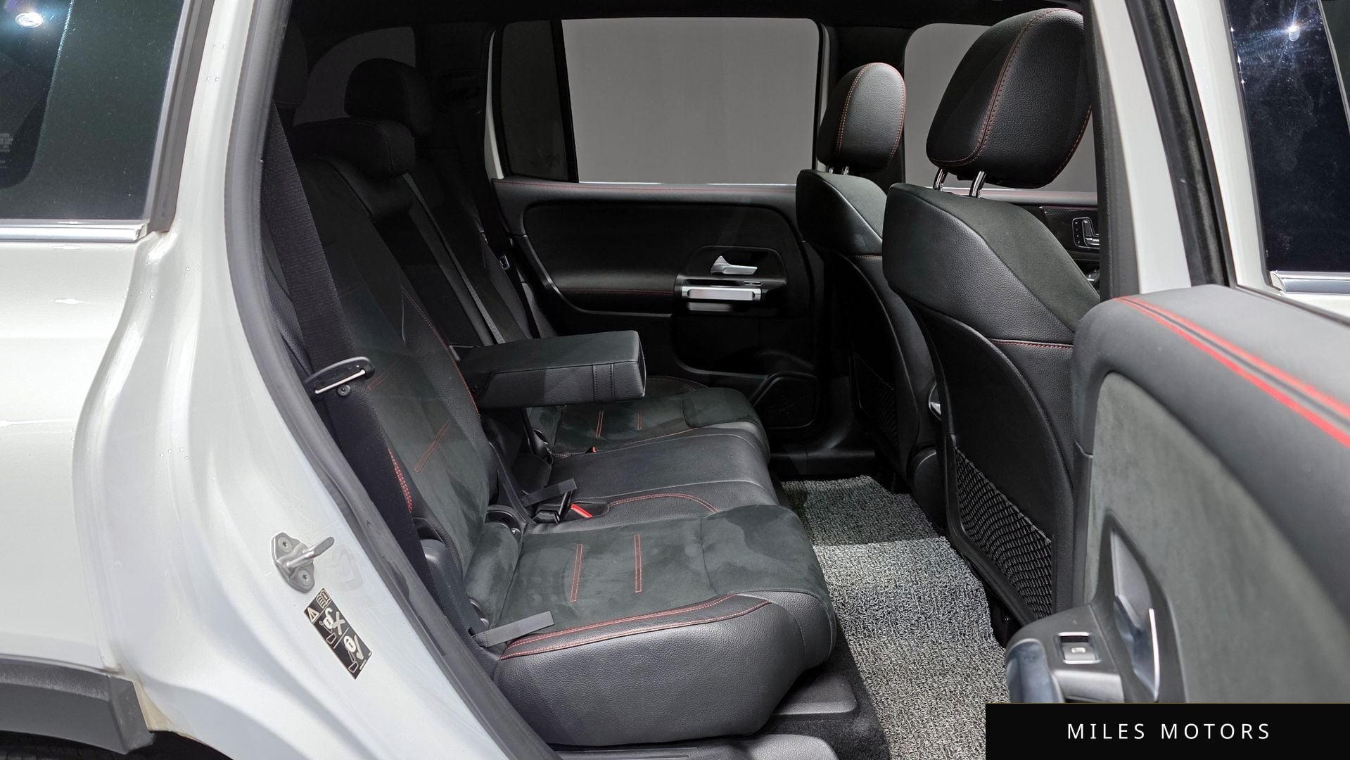 Mercedes-Benz GLB-Class X247 2021 — миниатюра 12