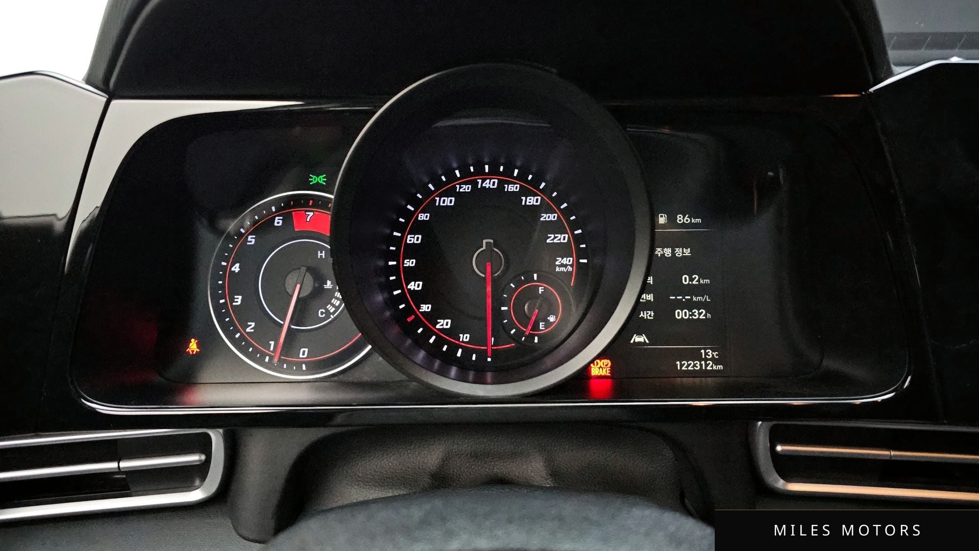 Hyundai AVANTE 2022 — миниатюра 8