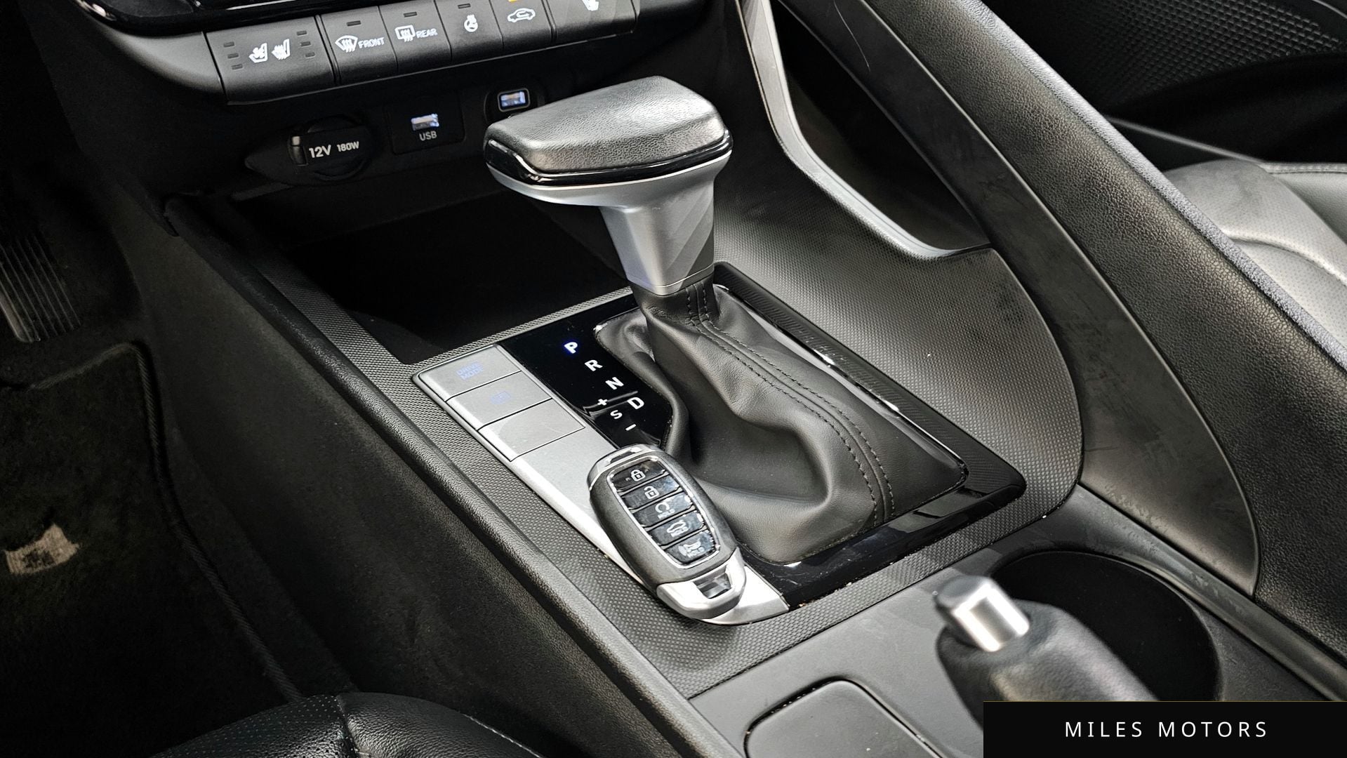 Hyundai AVANTE 2022 — миниатюра 9