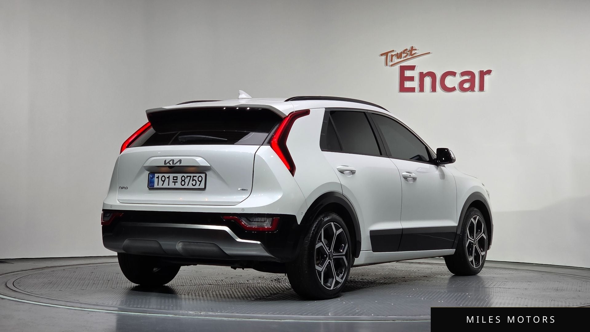Kia Niro 2023 — миниатюра 2