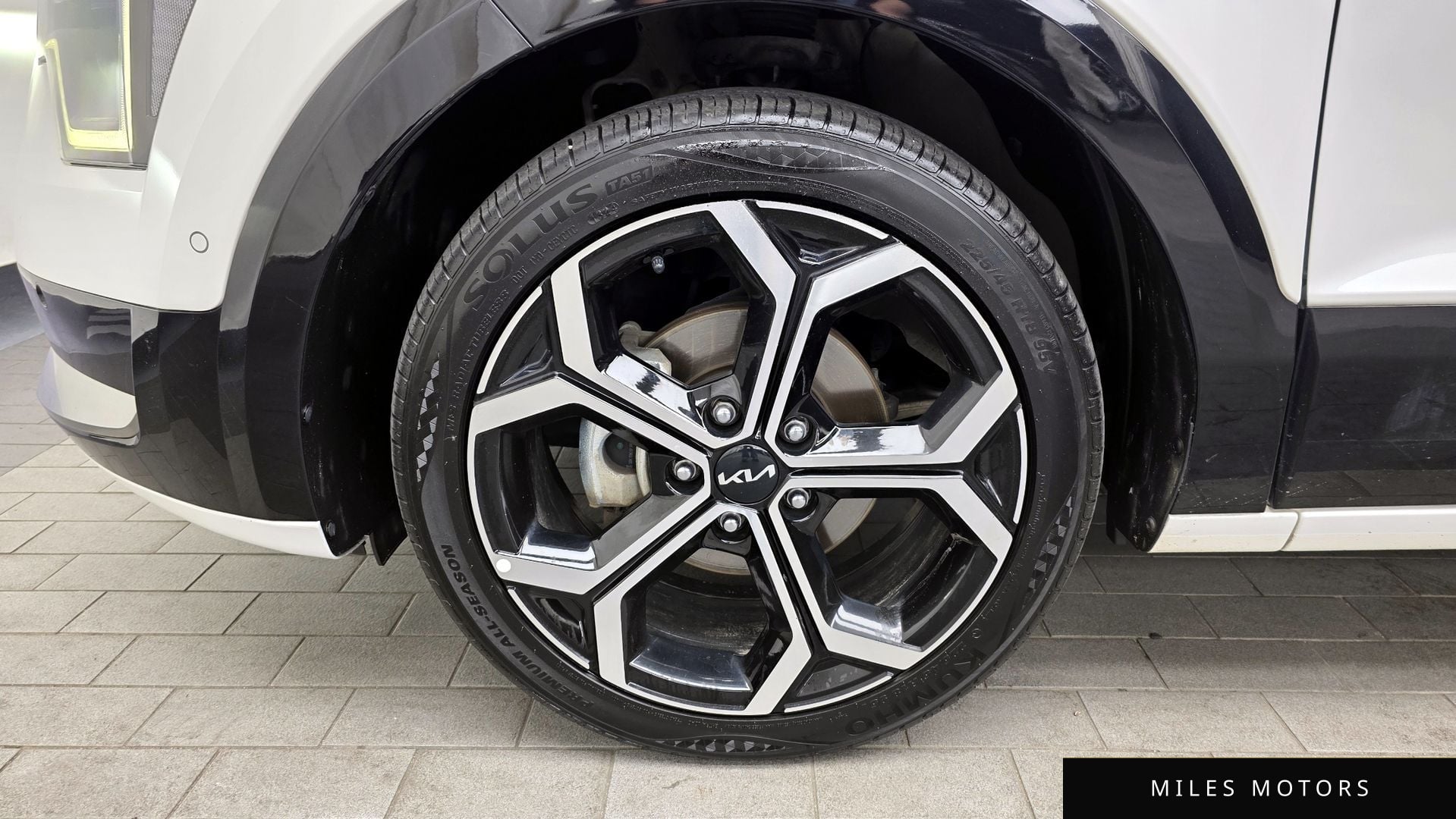 Kia Niro 2023 — миниатюра 5