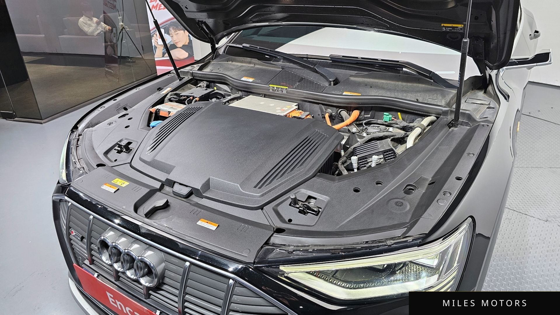 Audi e-tron 2022 — миниатюра 6