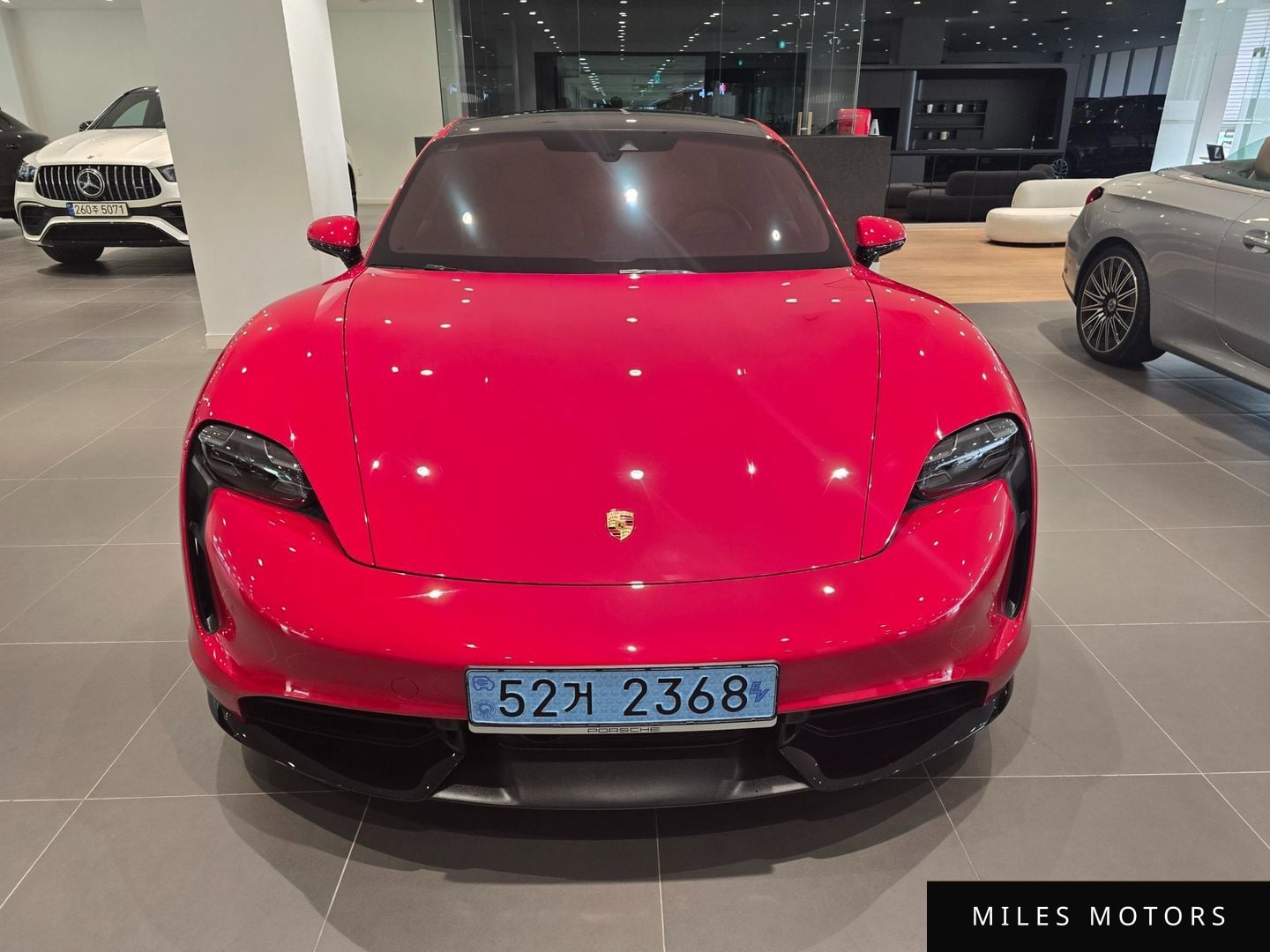 Porsche 타이칸 2021 — миниатюра 2