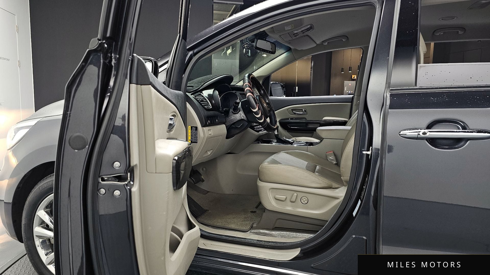 Kia Canival 2019 — миниатюра 10
