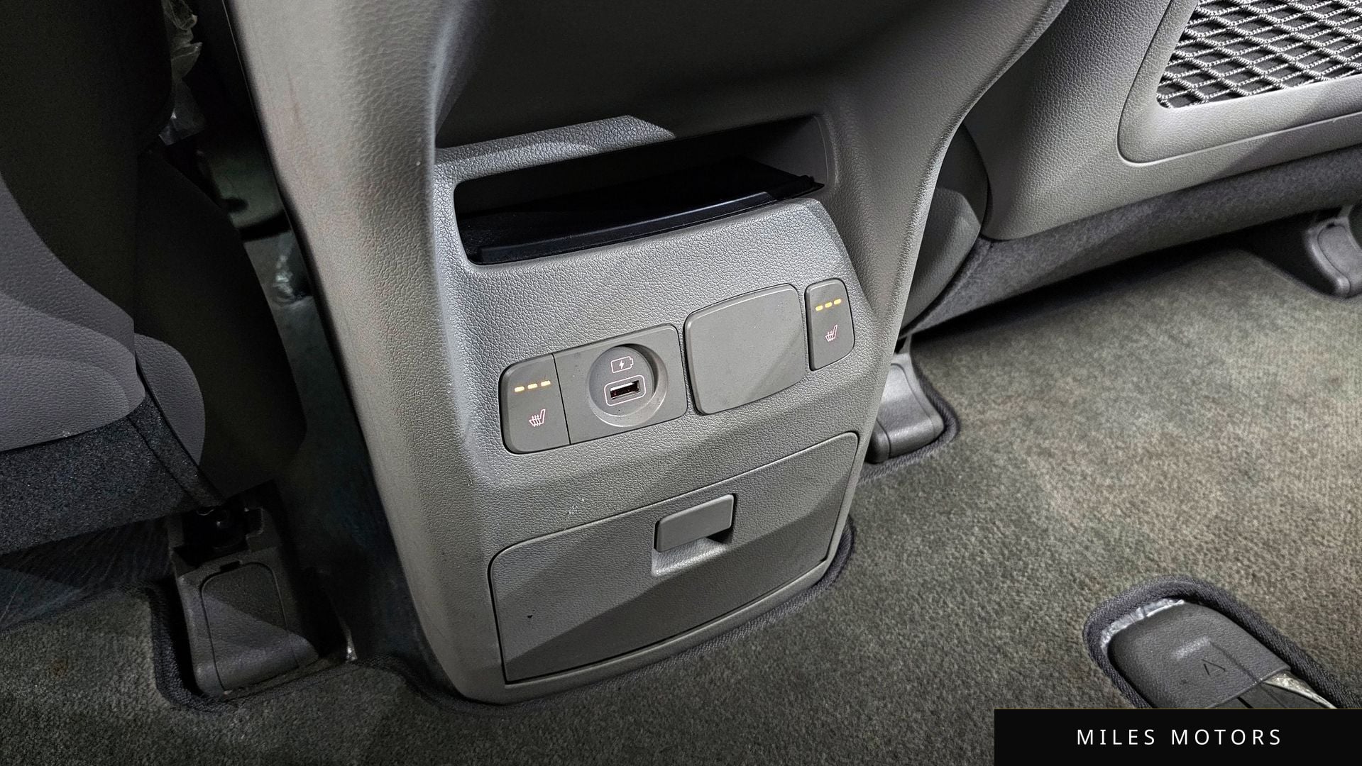 Kia Canival 2019 — миниатюра 18