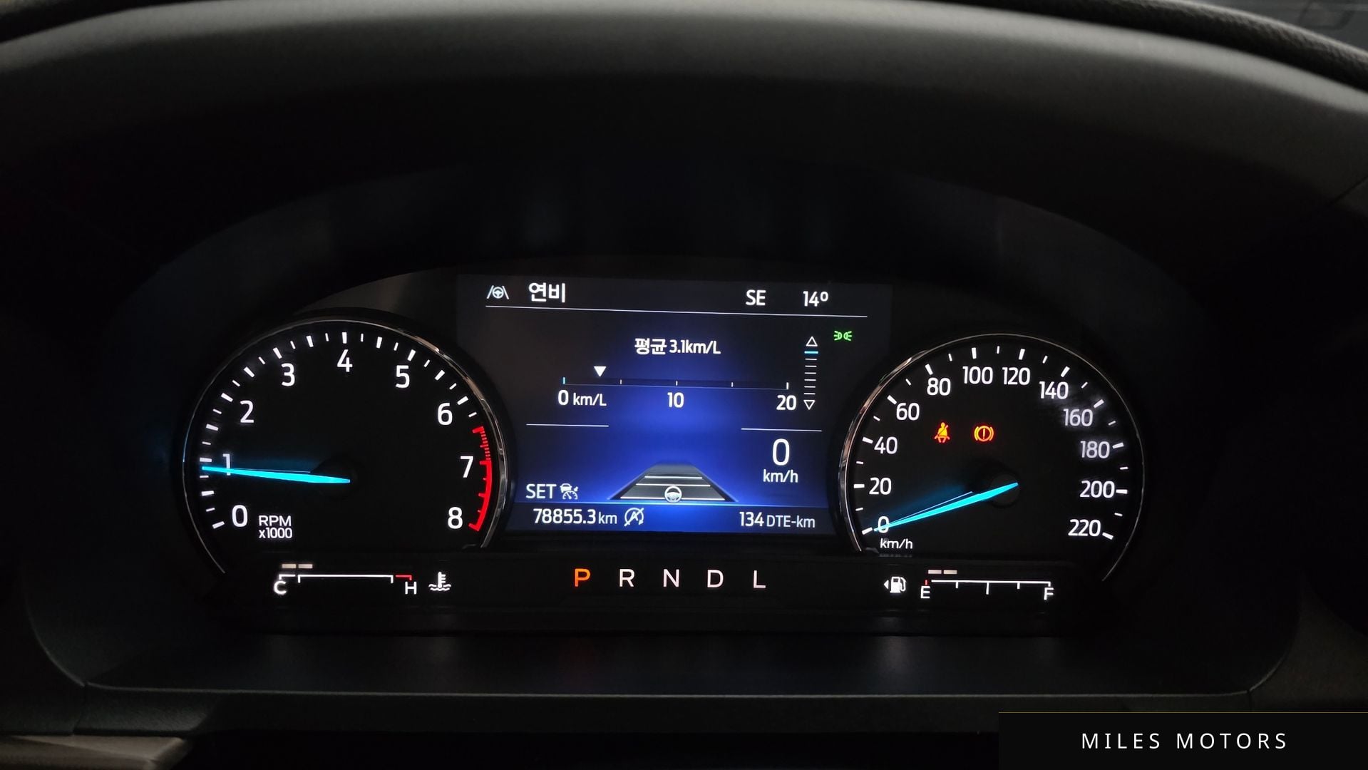 Ford Explorer 2021 — миниатюра 8