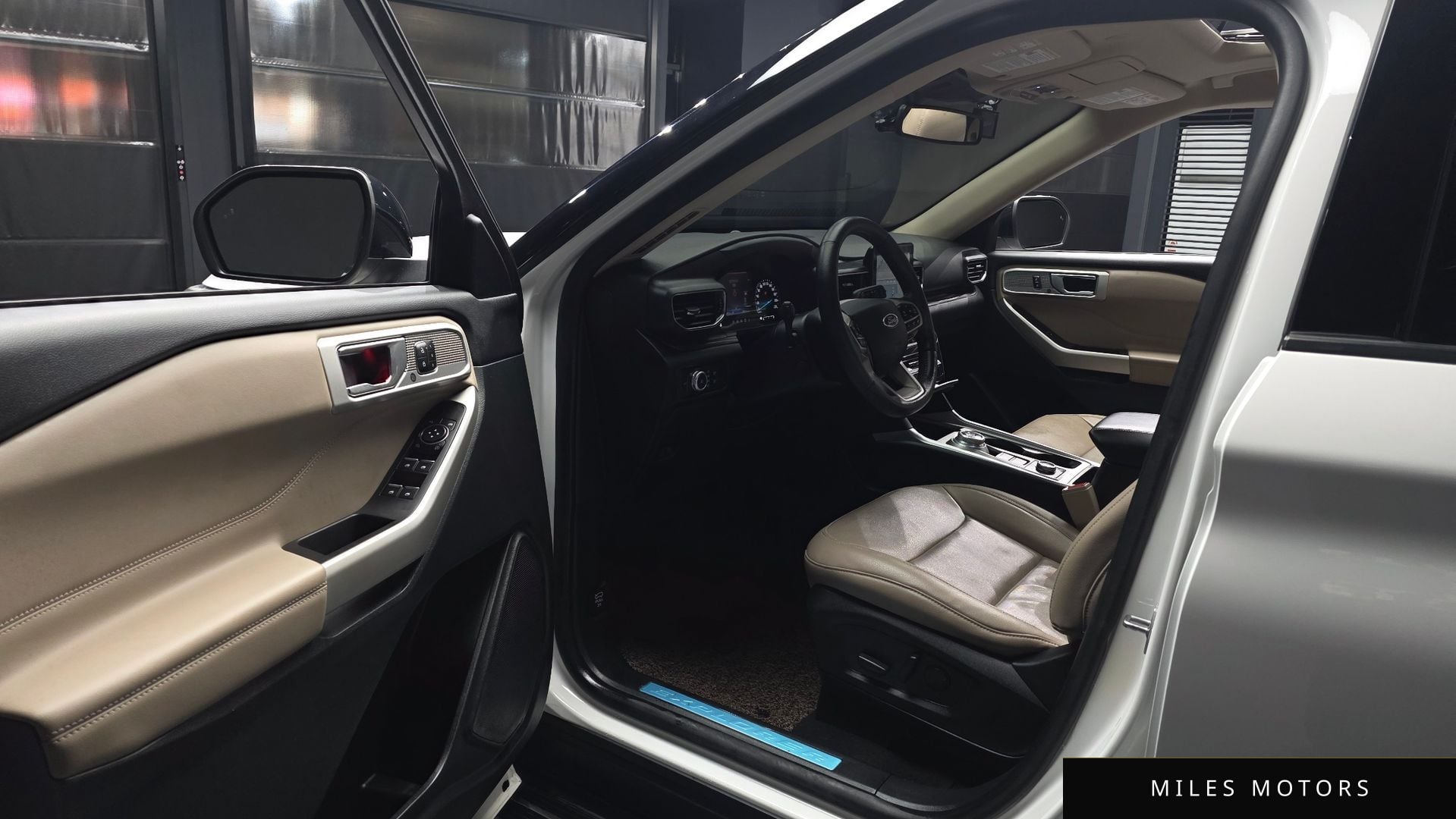 Ford Explorer 2021 — миниатюра 10