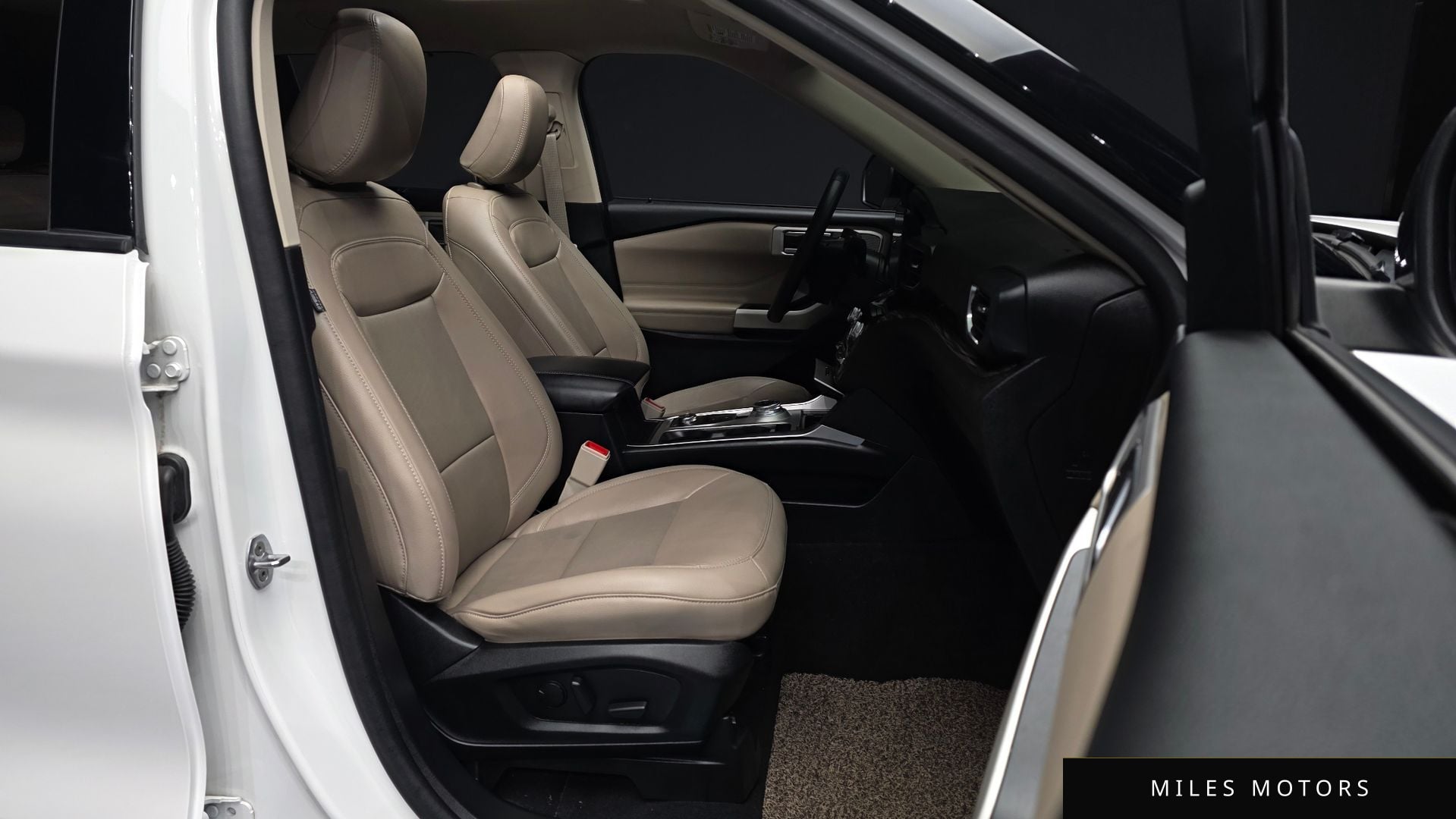 Ford Explorer 2021 — миниатюра 11