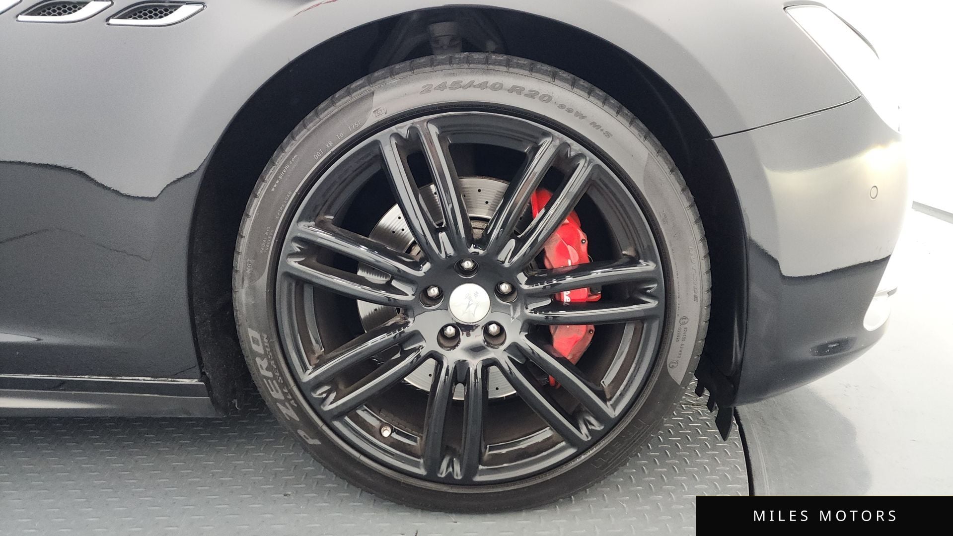 Maserati 기블리 2014 — миниатюра 5