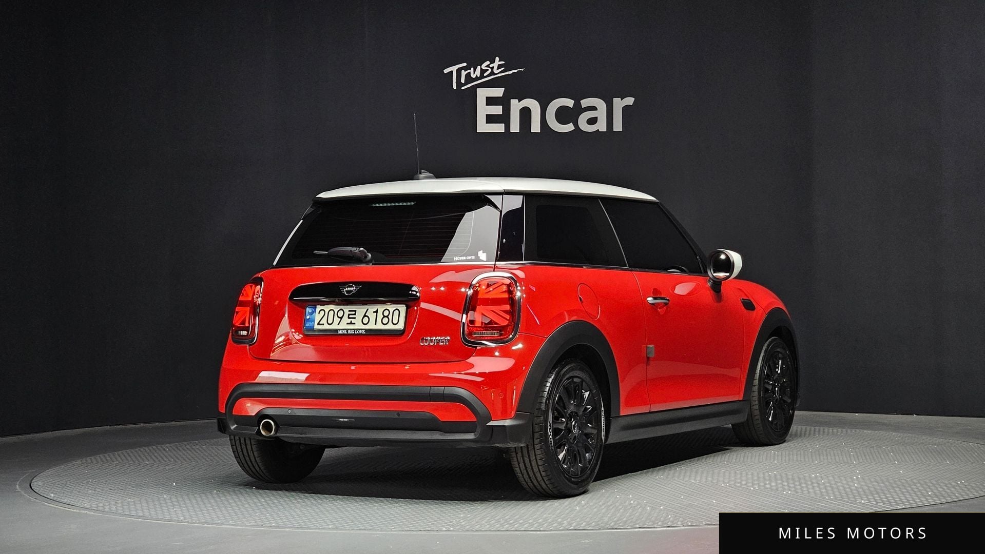 MINI Cooper 2024 — миниатюра 2