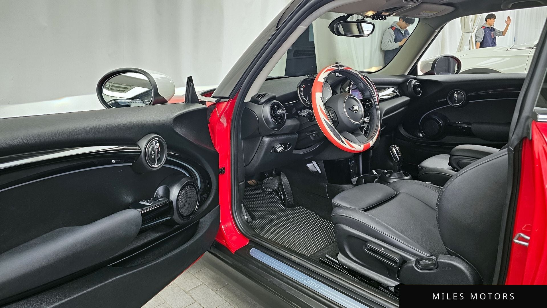 MINI Cooper 2024 — миниатюра 10