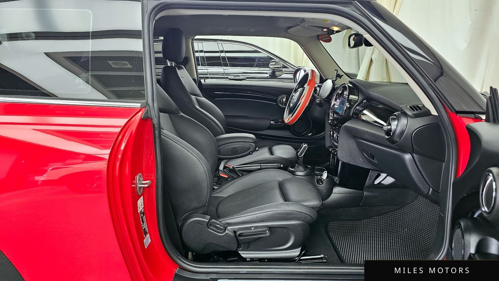 MINI Cooper 2024 — миниатюра 11