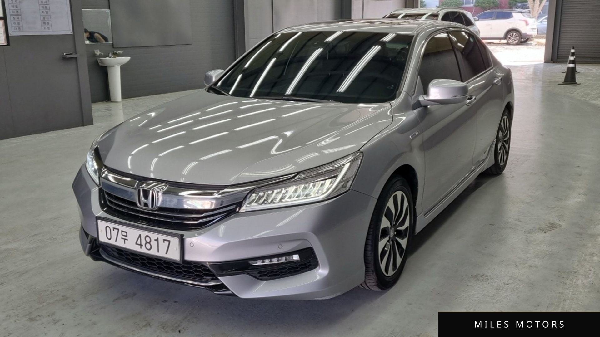 Honda Accord 2017 — фото 1 из 12