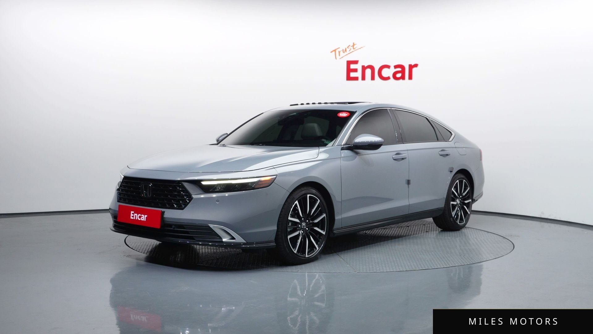 Honda Accord 2023 — фото 1 из 12