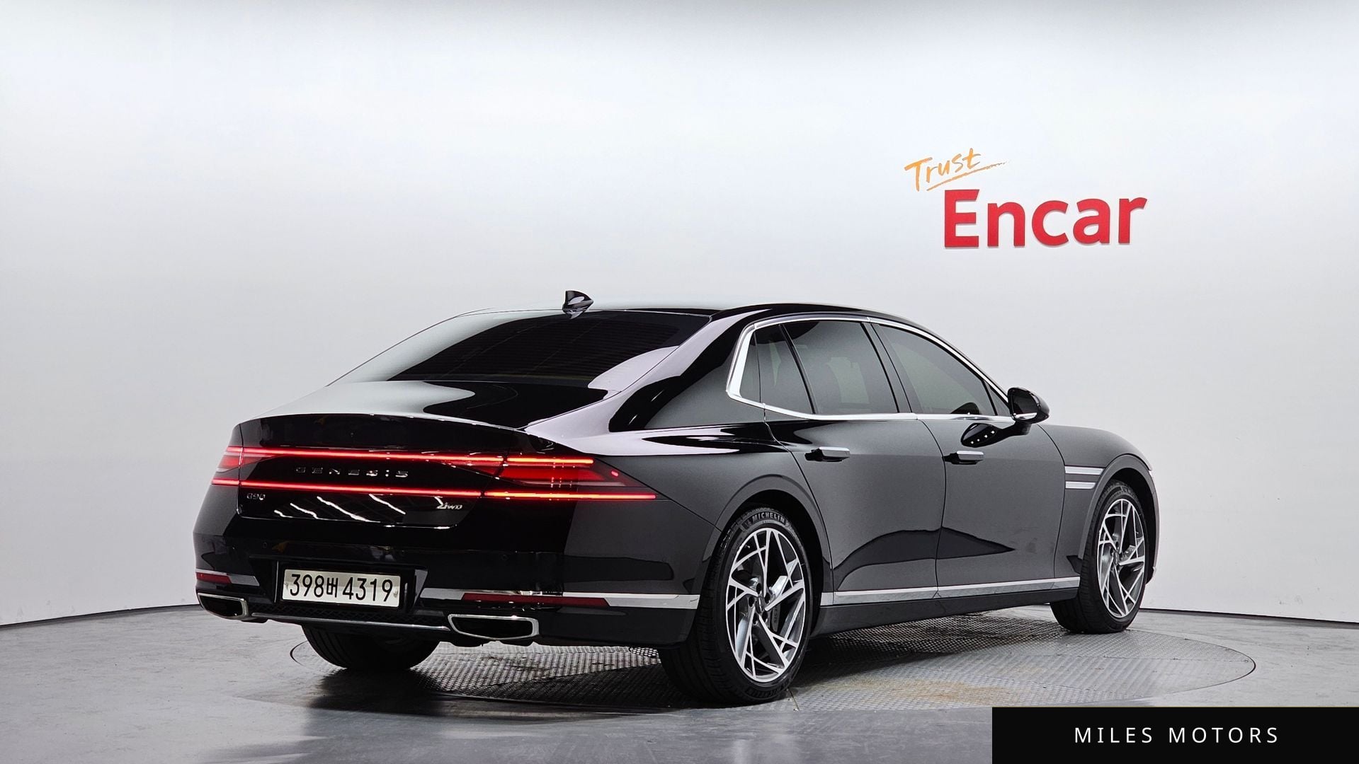 Genesis G90 (RS4) 2023 — миниатюра 2