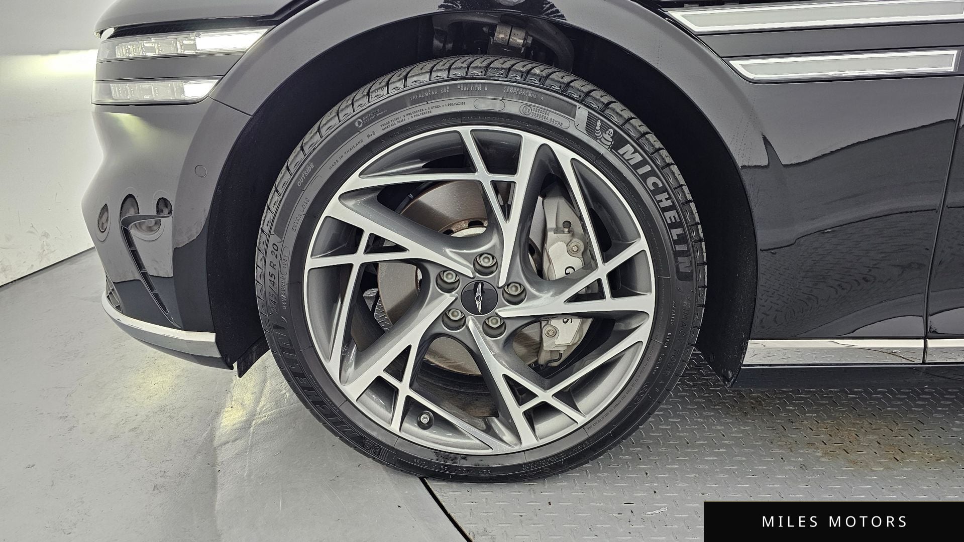 Genesis G90 (RS4) 2023 — миниатюра 5
