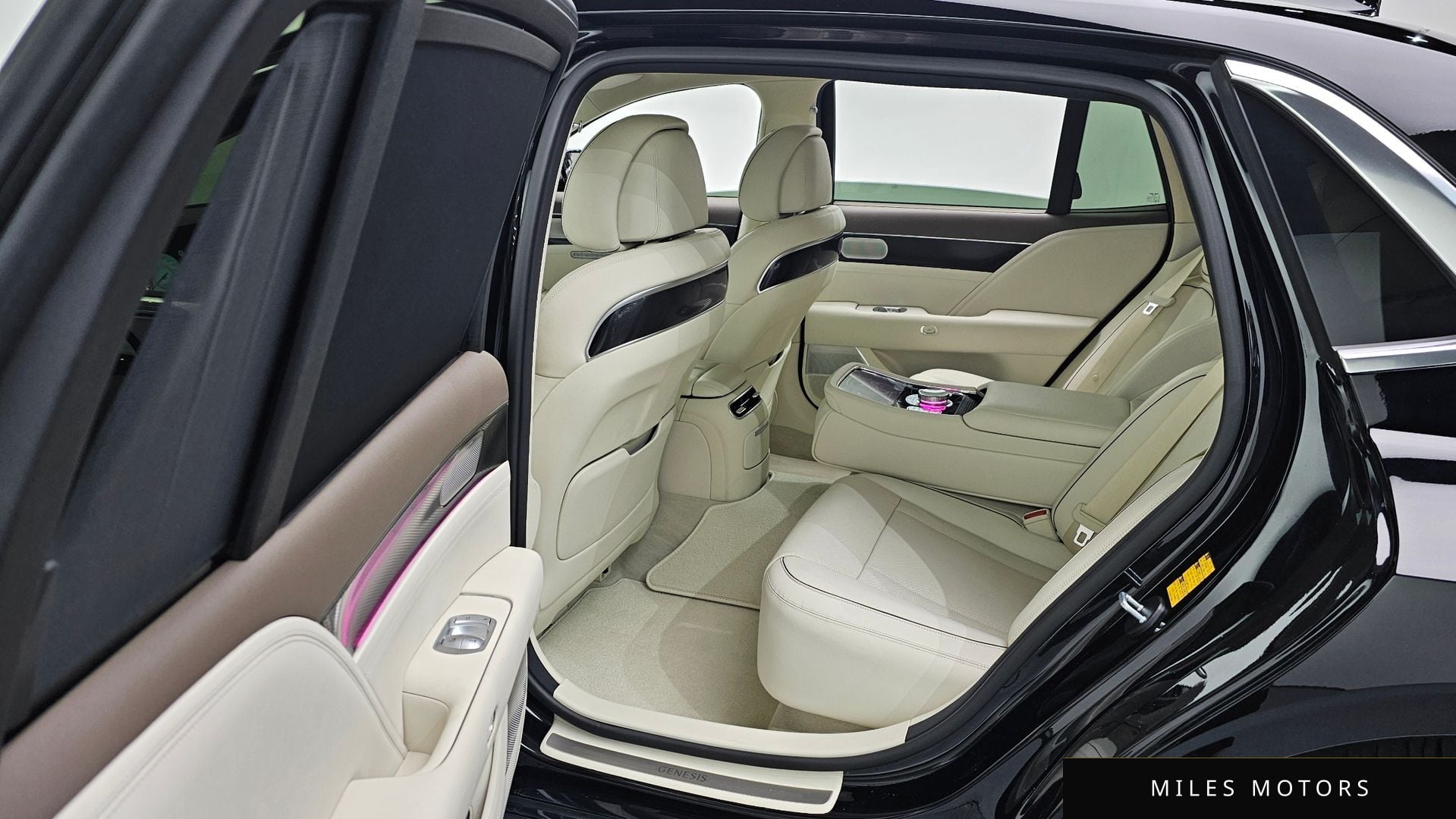 Genesis G90 (RS4) 2023 — миниатюра 12