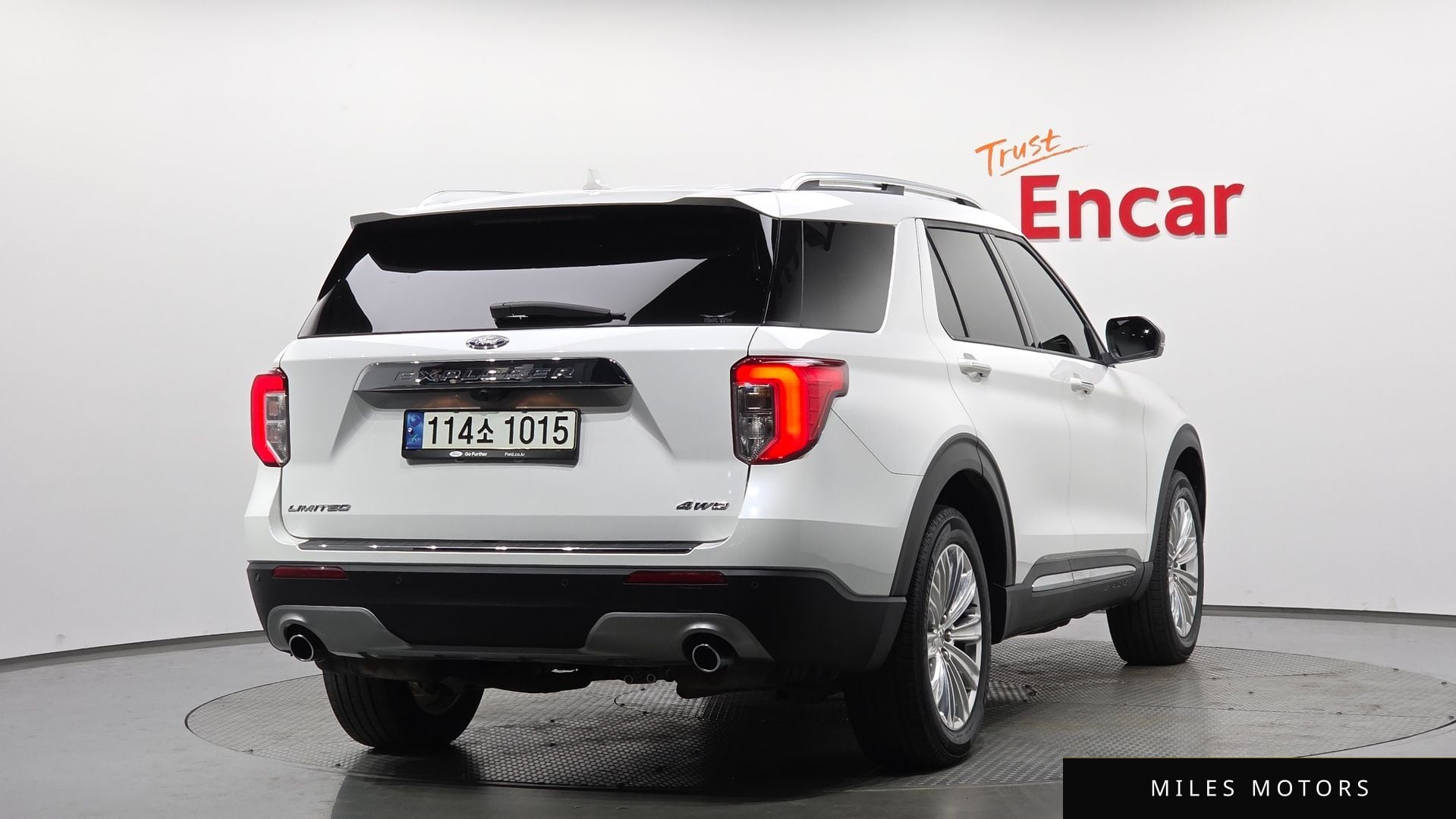 Ford Explorer 2021 — миниатюра 2