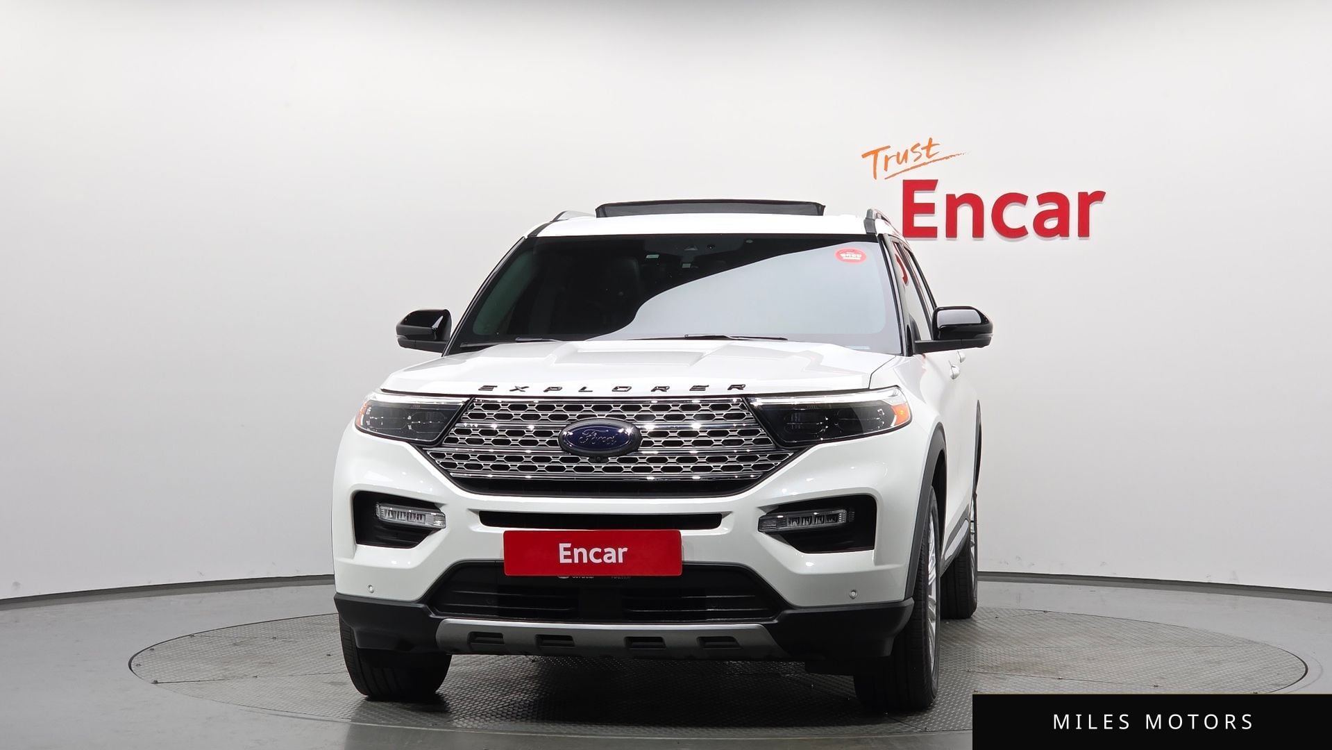 Ford Explorer 2021 — миниатюра 3