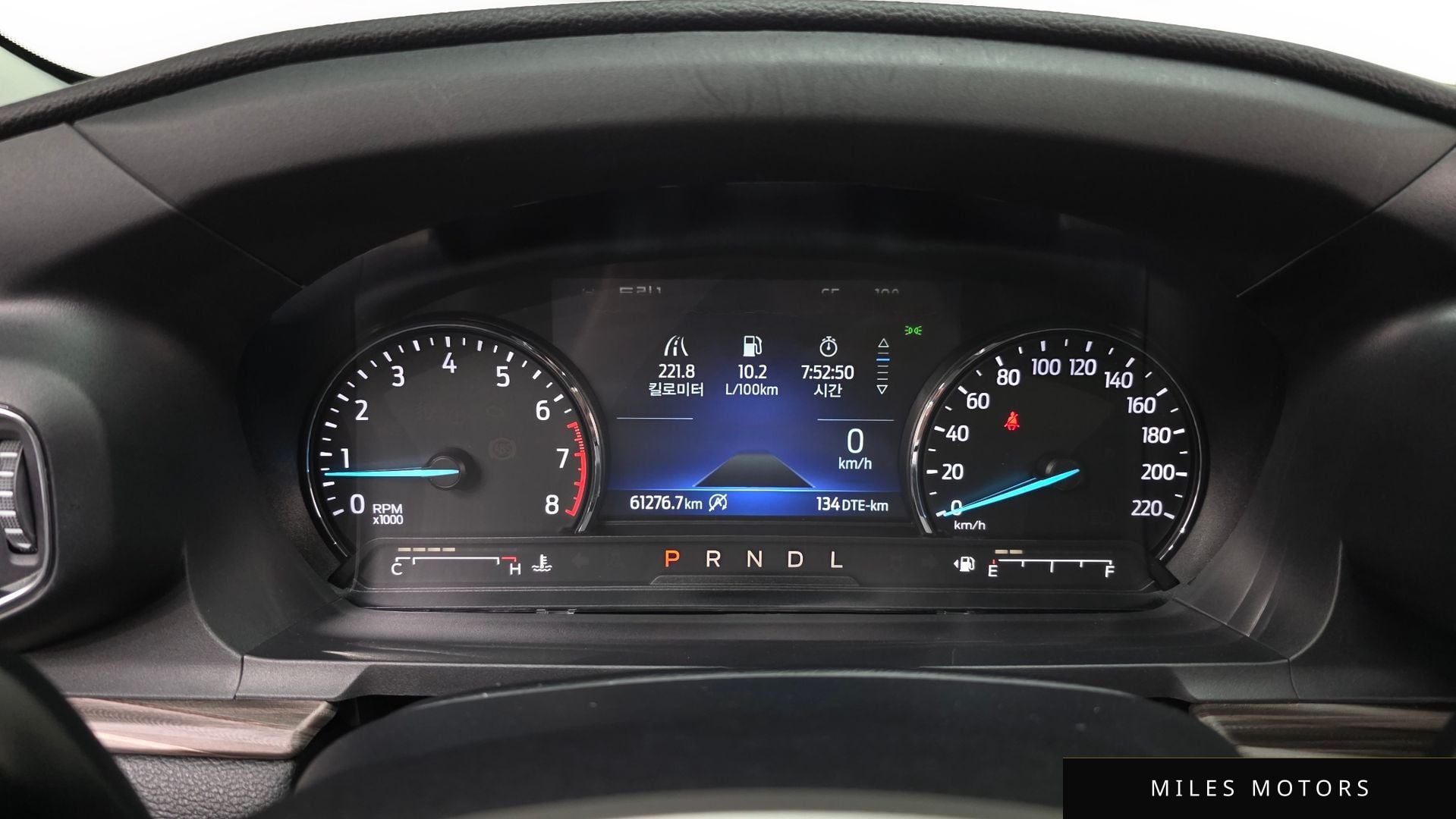 Ford Explorer 2021 — миниатюра 8