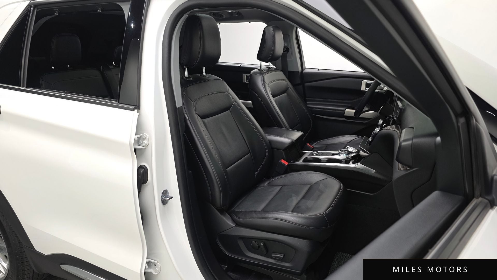 Ford Explorer 2021 — миниатюра 12